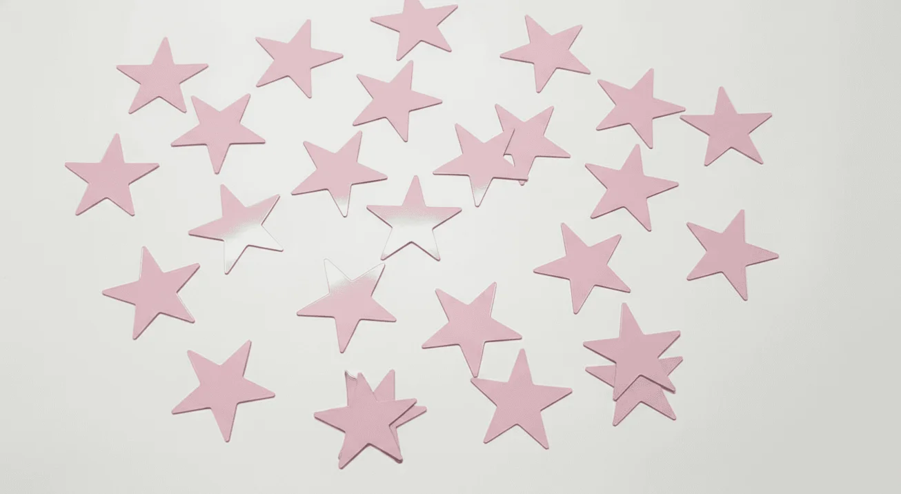 Confeti de papel china de estrellas rosas