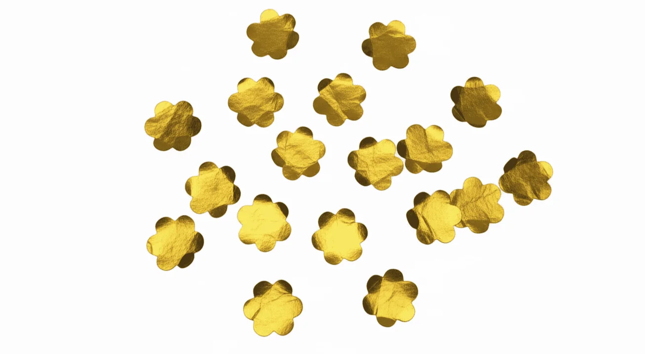 Confeti de flores dorado